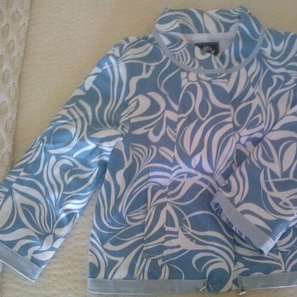 Abbie Mags jacket size small euc - Picture 2 of 5